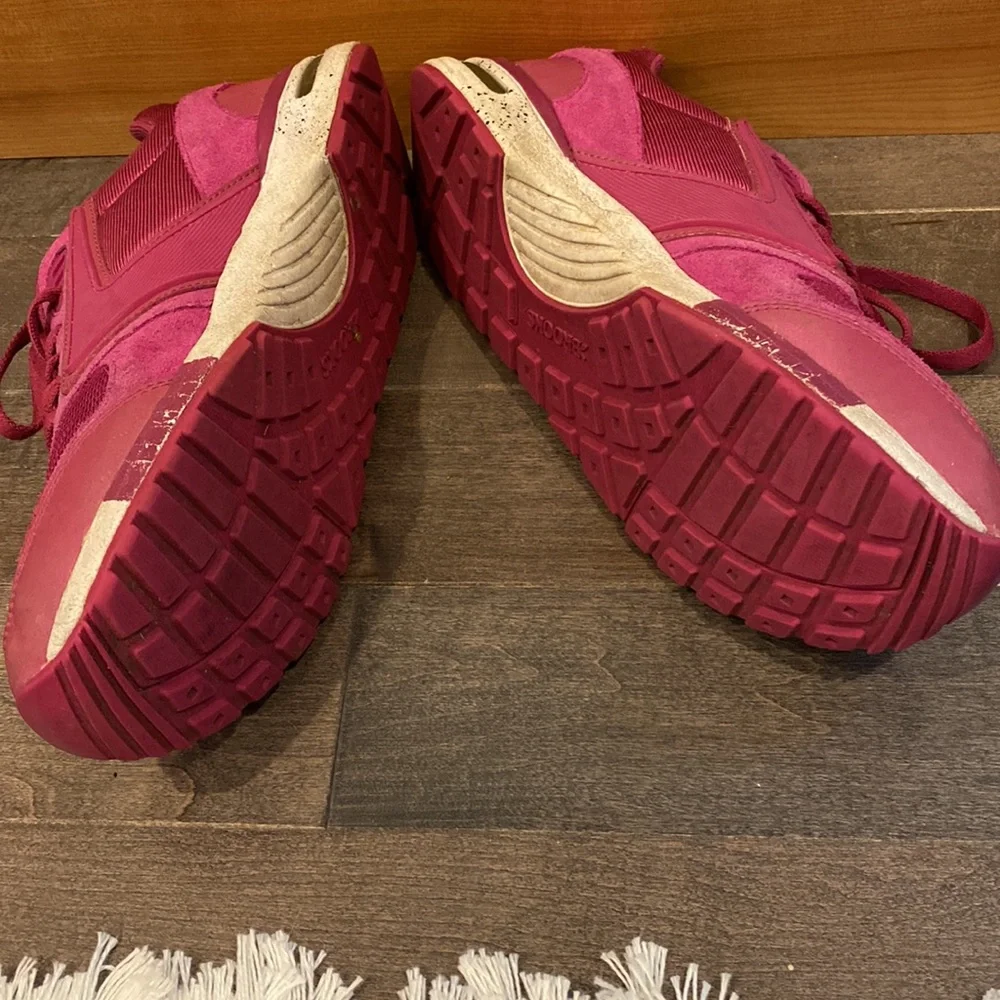 Brooks Fusion Womens Heritage shoe size 9